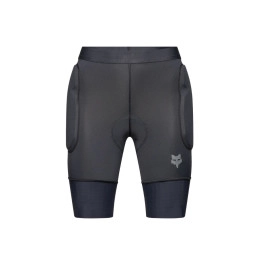 Pantaloncini con bretelle...