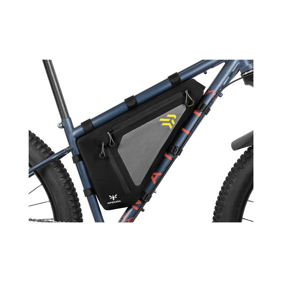 Bossa Quadre Apidura Backcountry Full Frame Pack 4L