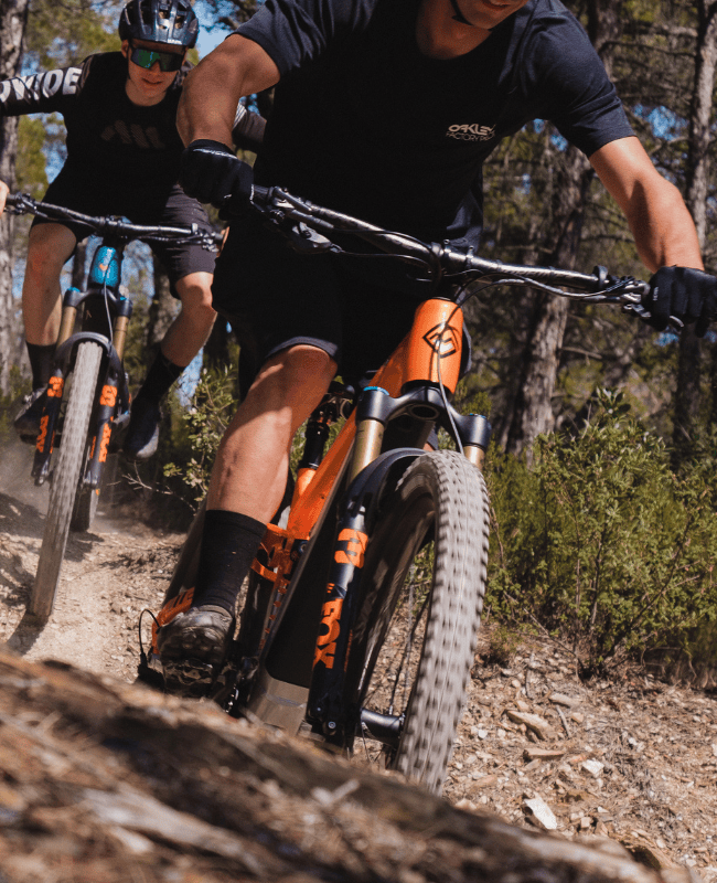 Bicicleta CRAVE Megamo